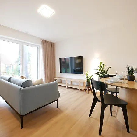 Seenah2, Privater Garten, Stellplatz, Strandnähe Apartment