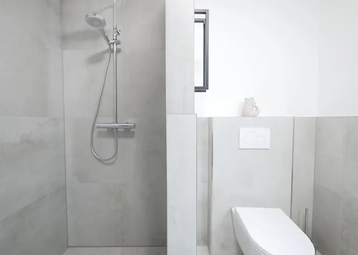 Seenah2, Privater Garten, Stellplatz, Strandnaehe Appartement