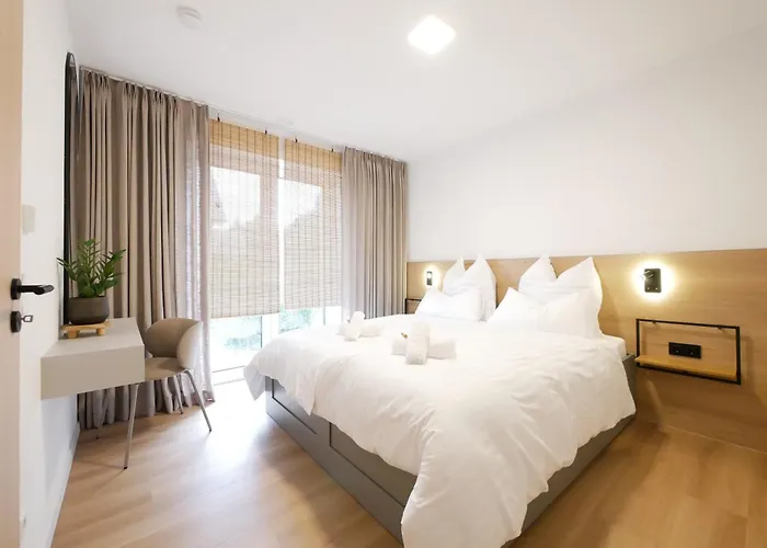 Seenah2, Privater Garten, Stellplatz, Strandnaehe Appartement *