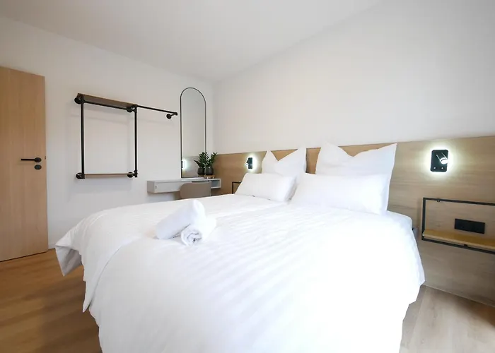 Seenah2, Privater Garten, Stellplatz, Strandnaehe Appartement